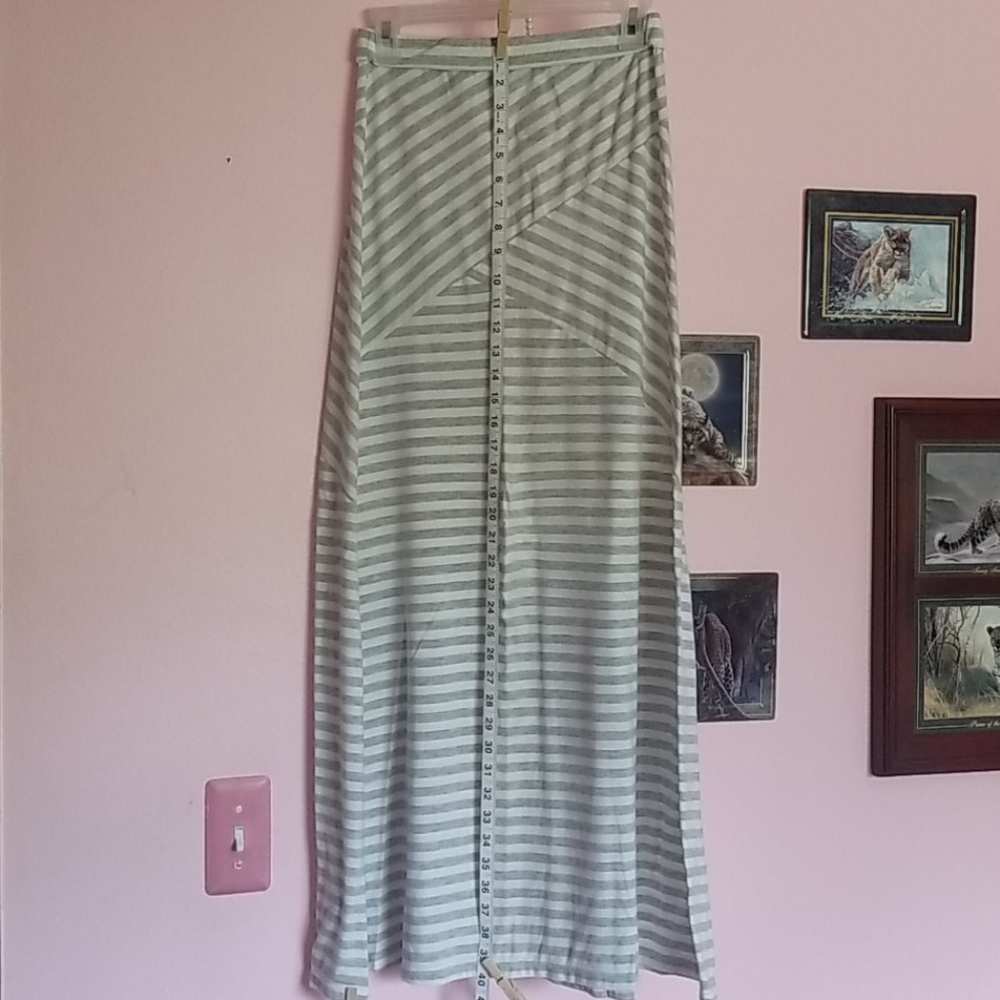 Mix & Co floor length skirt